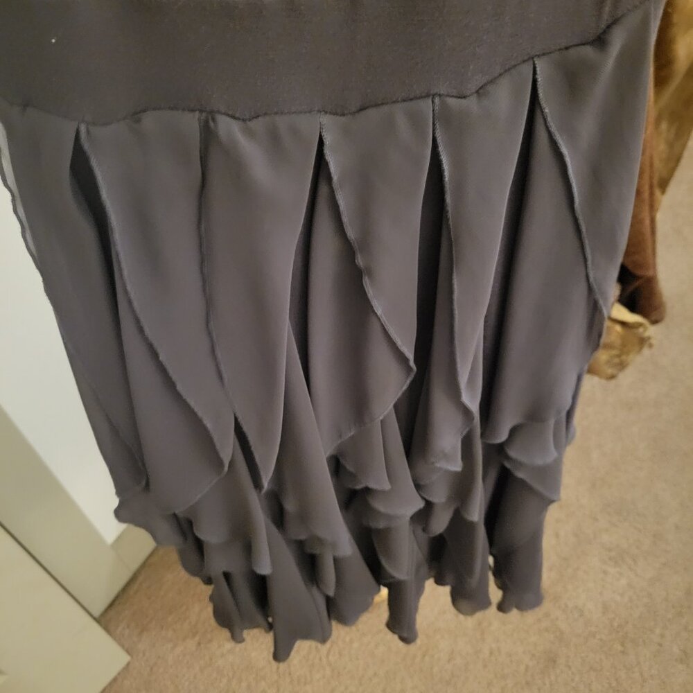 Dress - Picture 5 of 7